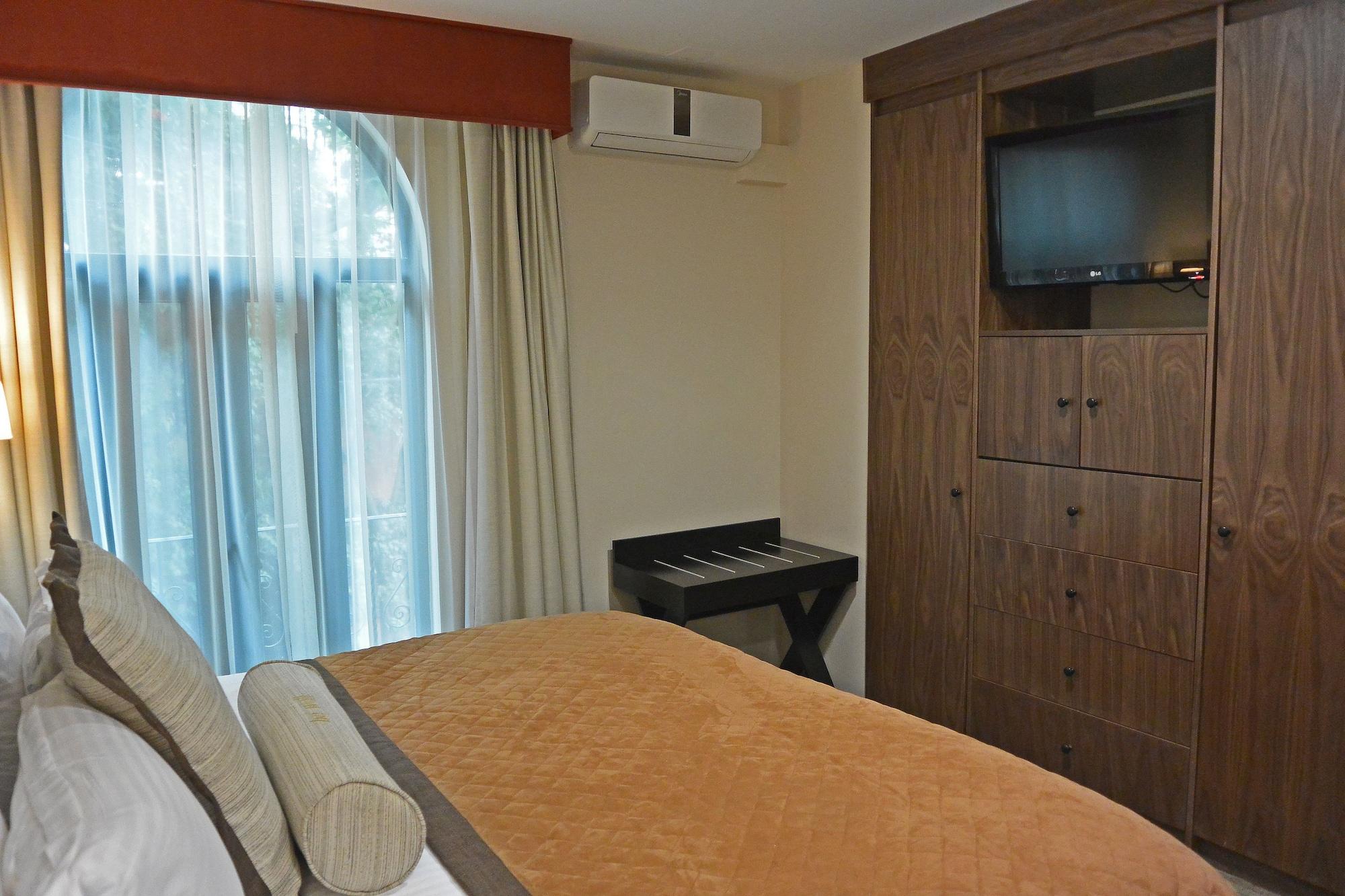 Wyndham Garden Mexico Reforma Hotel Екстериор снимка