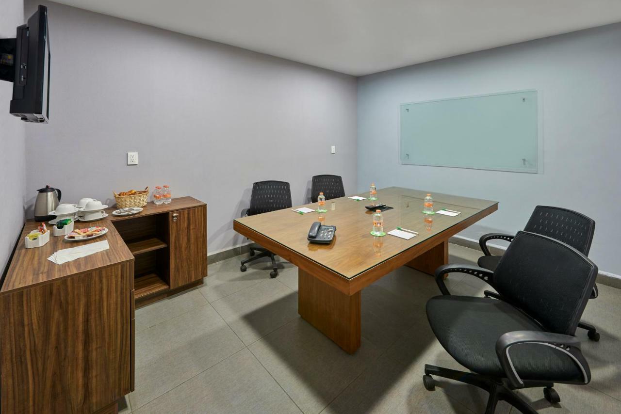 Wyndham Garden Mexico Reforma Hotel Екстериор снимка